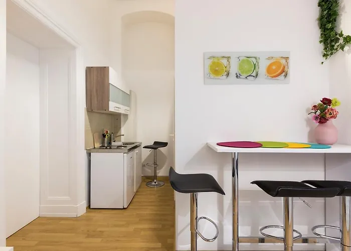 Feels Like Lägenhet